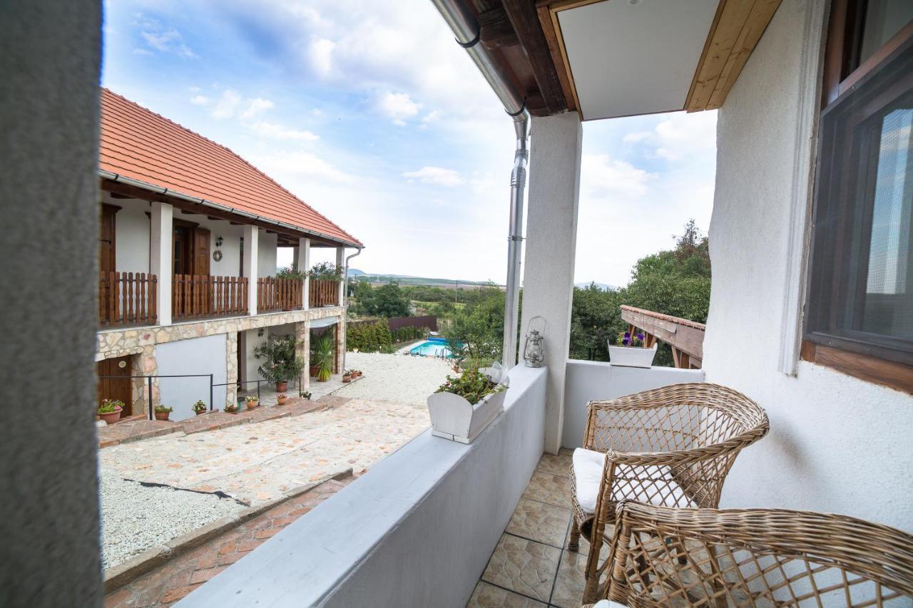 Tokaj Hill Panorama Guesthouse セレンチュ エクステリア 写真